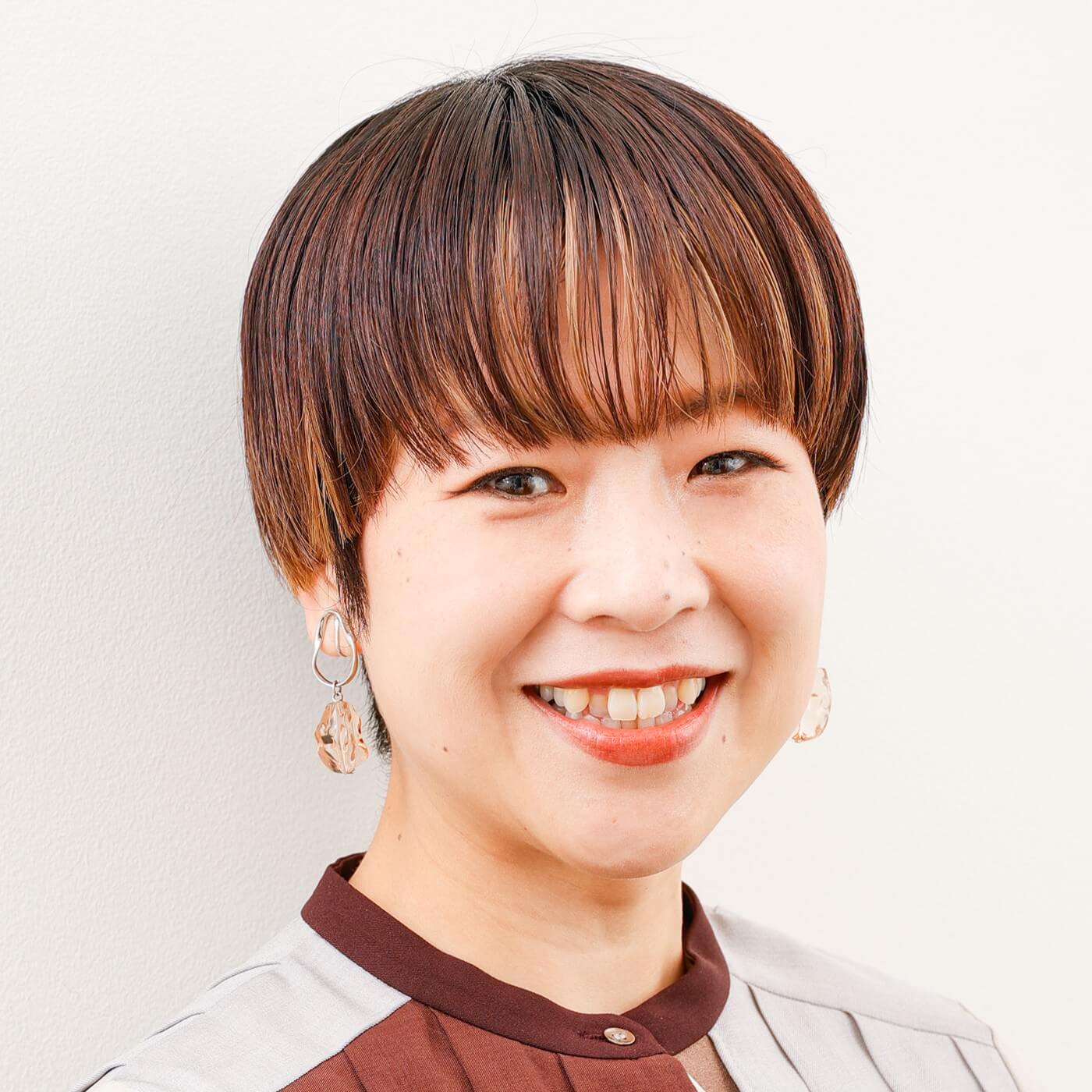 俊山真美