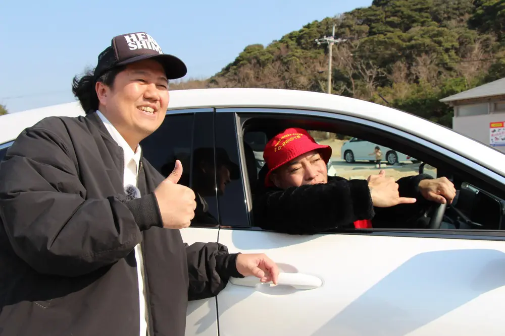 かりゆし58とHANAUTAドライブ③福岡タワー編 | 広島FM【公式】