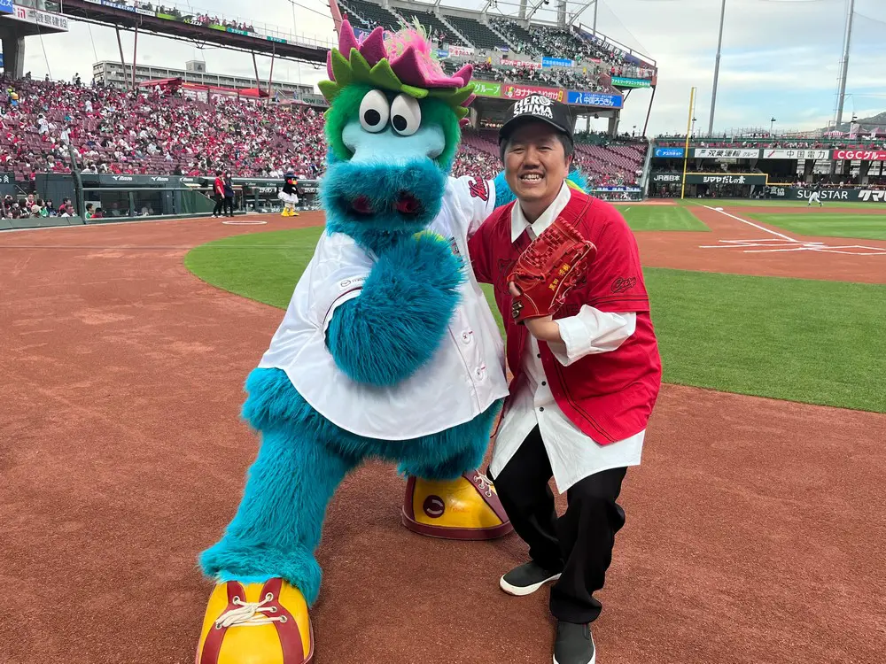 オオクボックスがマツダスタジアムで『始球式』⚾ | 広島FM【公式】